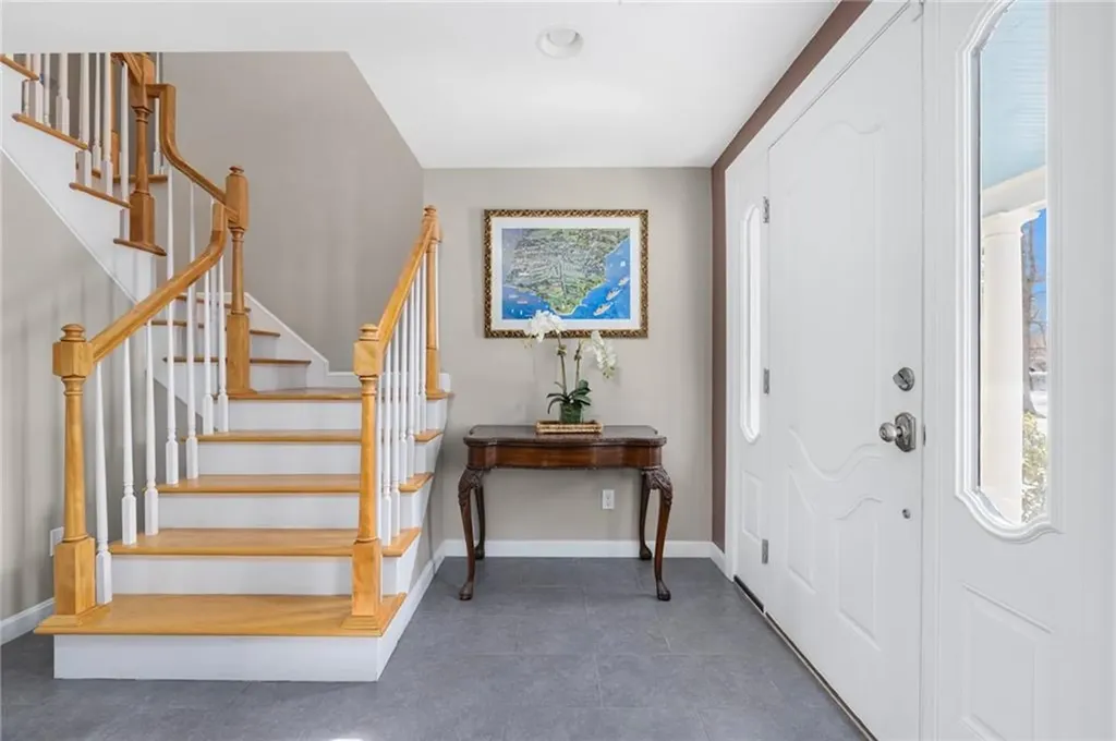 1000 Warwick Neck Avenue Warwick RI 02889
