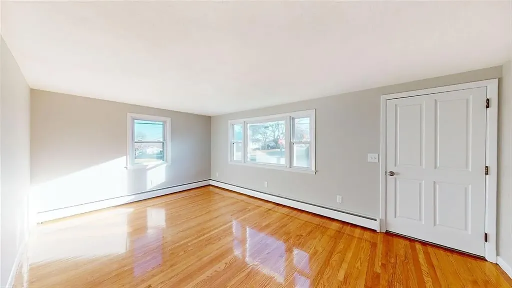 257 East View Avenue Cranston RI 02920