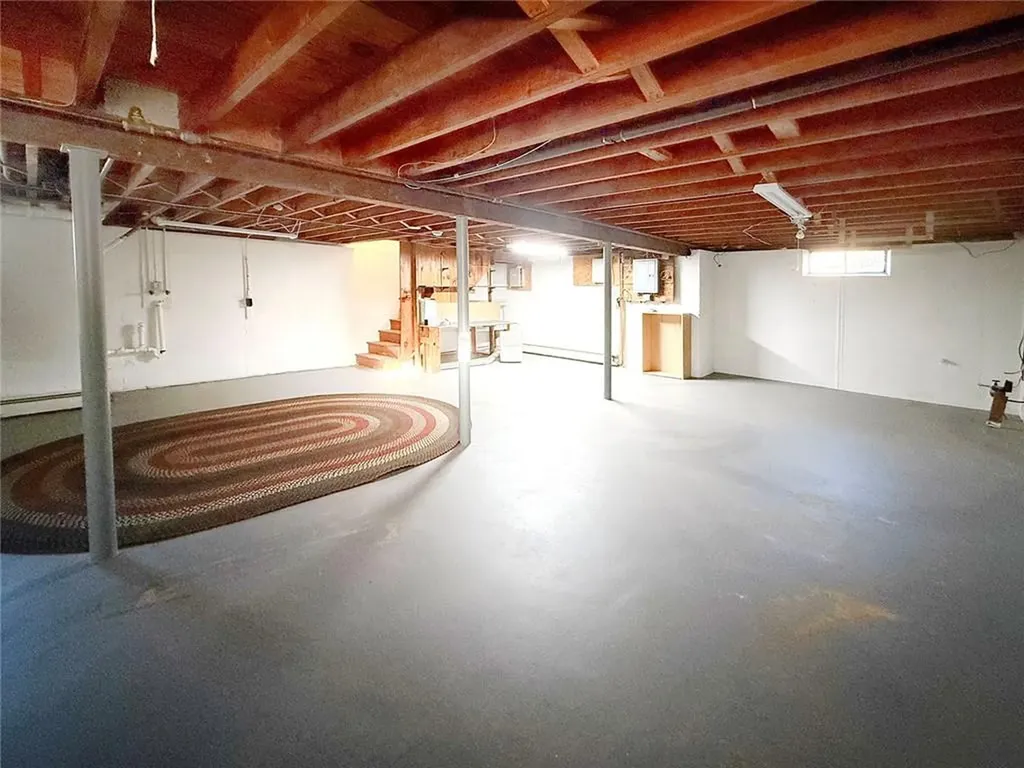 257 East View Avenue Cranston RI 02920