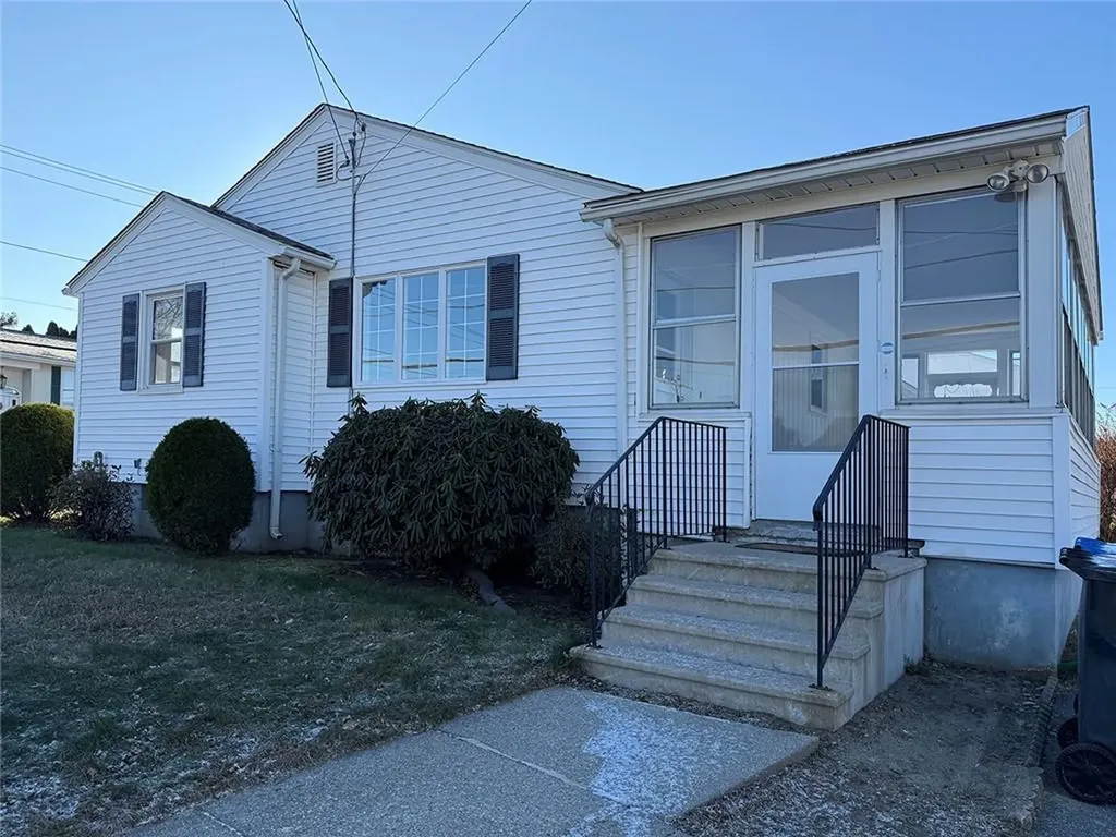 257 East View Avenue Cranston RI 02920