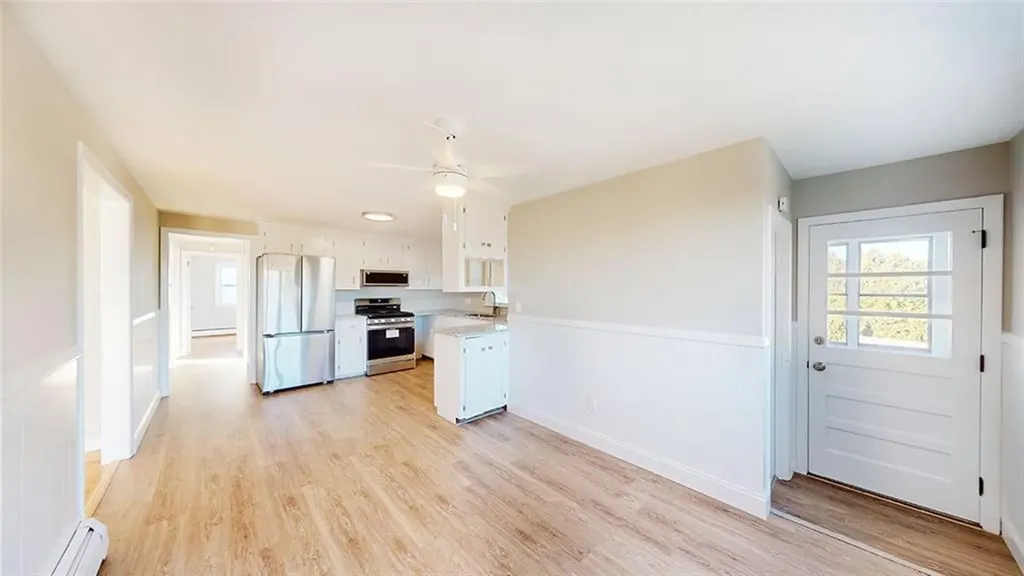 257 East View Avenue Cranston RI 02920