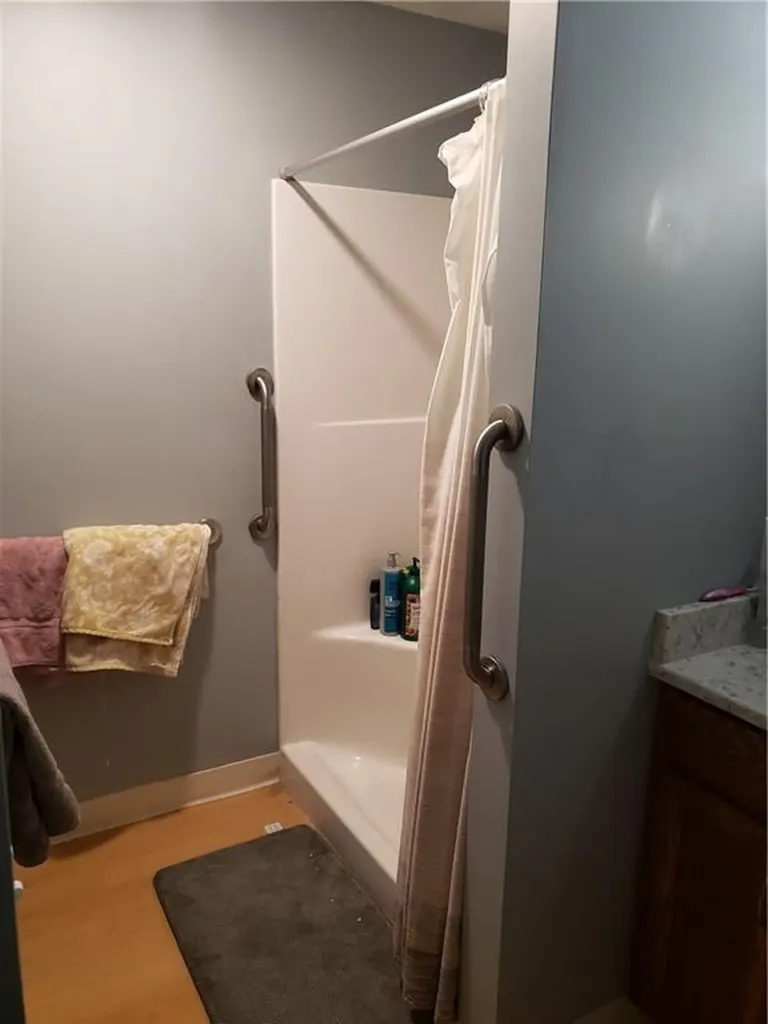 28 Hoxie Court Coventry RI 02816