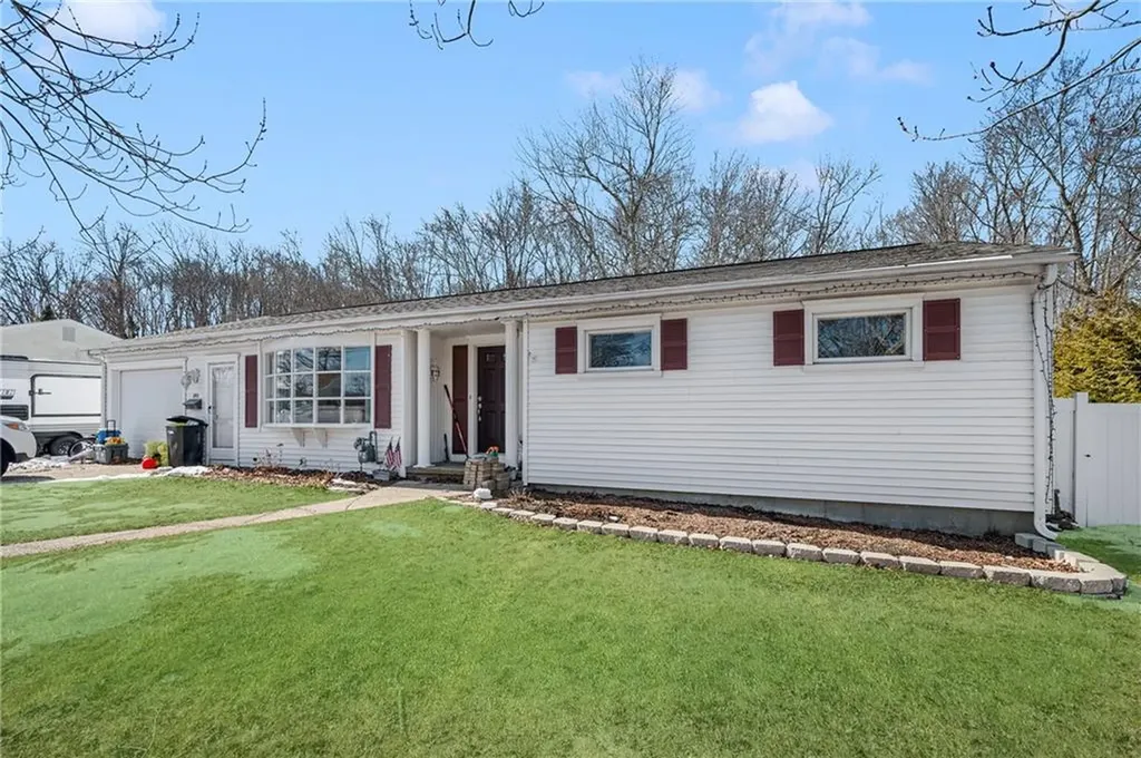393 Almy Road Somerset MA 02726