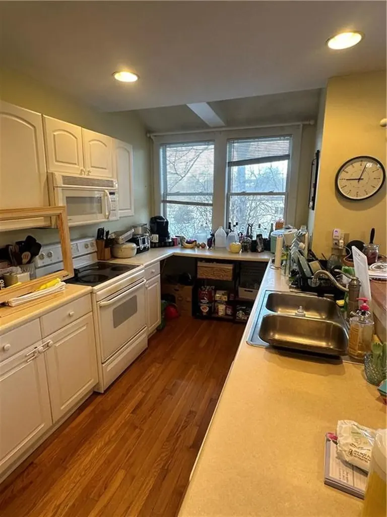 69 Old Fort Road Newport RI 02840