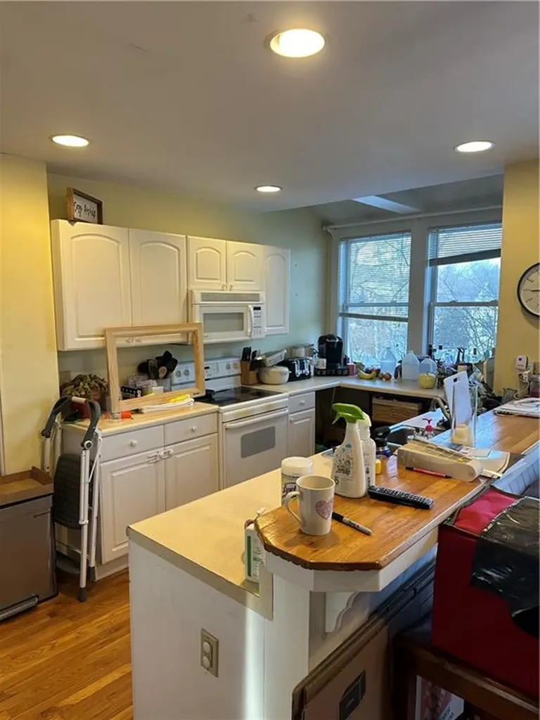 69 Old Fort Road Newport RI 02840