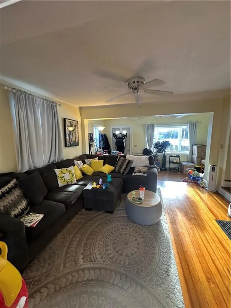 69 Old Fort Road Newport RI 02840