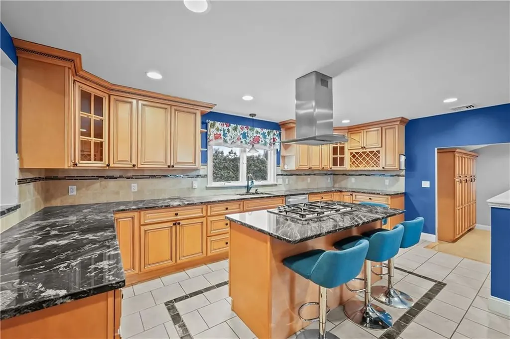 144 Harvard Street Cranston RI 02920