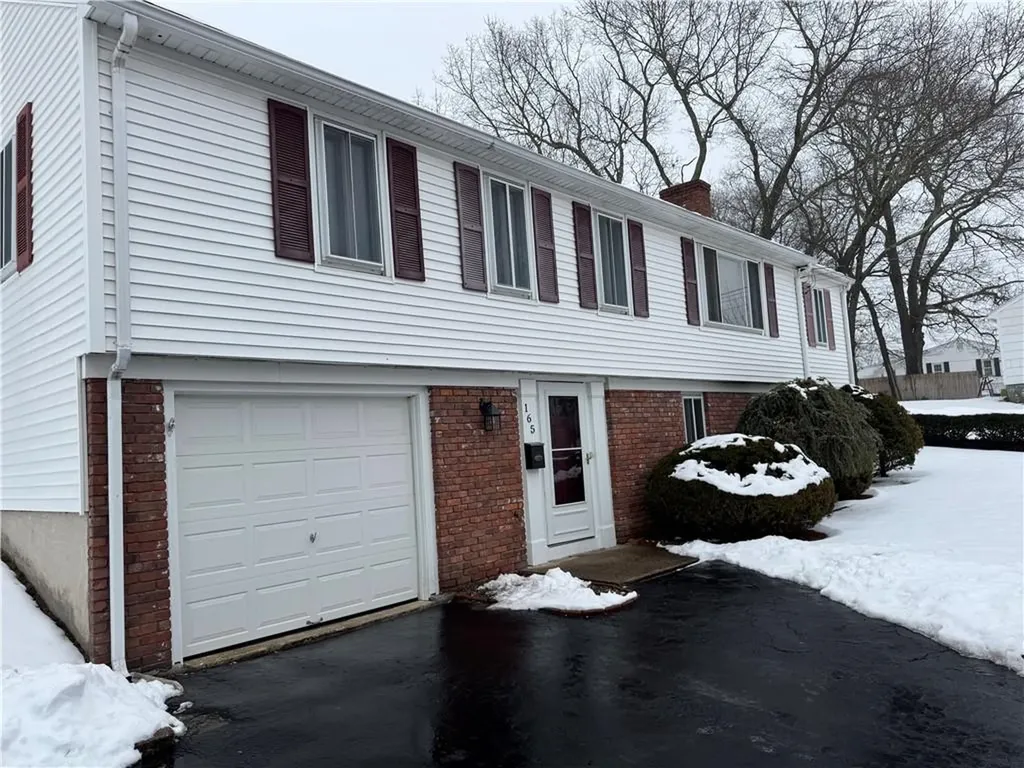 165 Hilton Road Warwick RI 02889