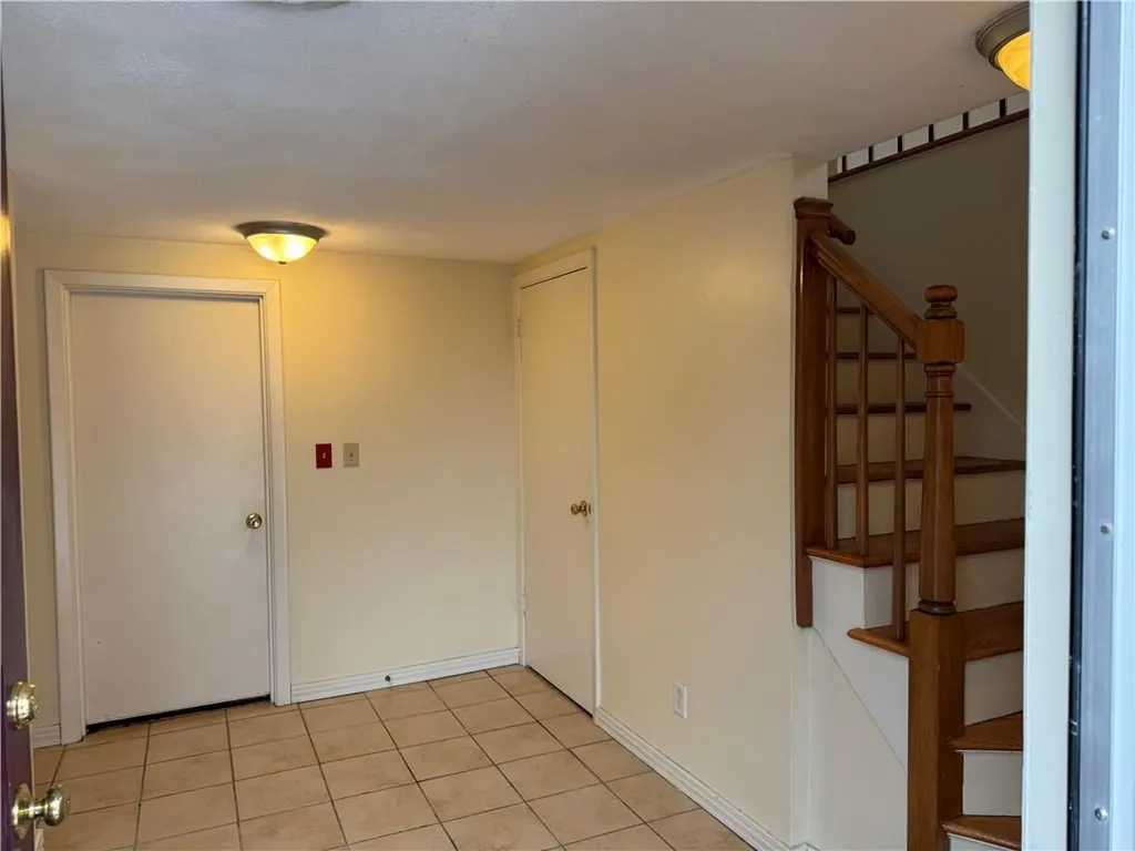 165 Hilton Road Warwick RI 02889