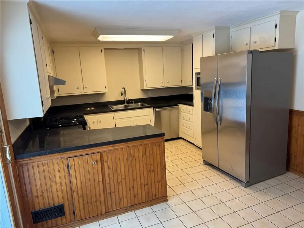 165 Hilton Road Warwick RI 02889