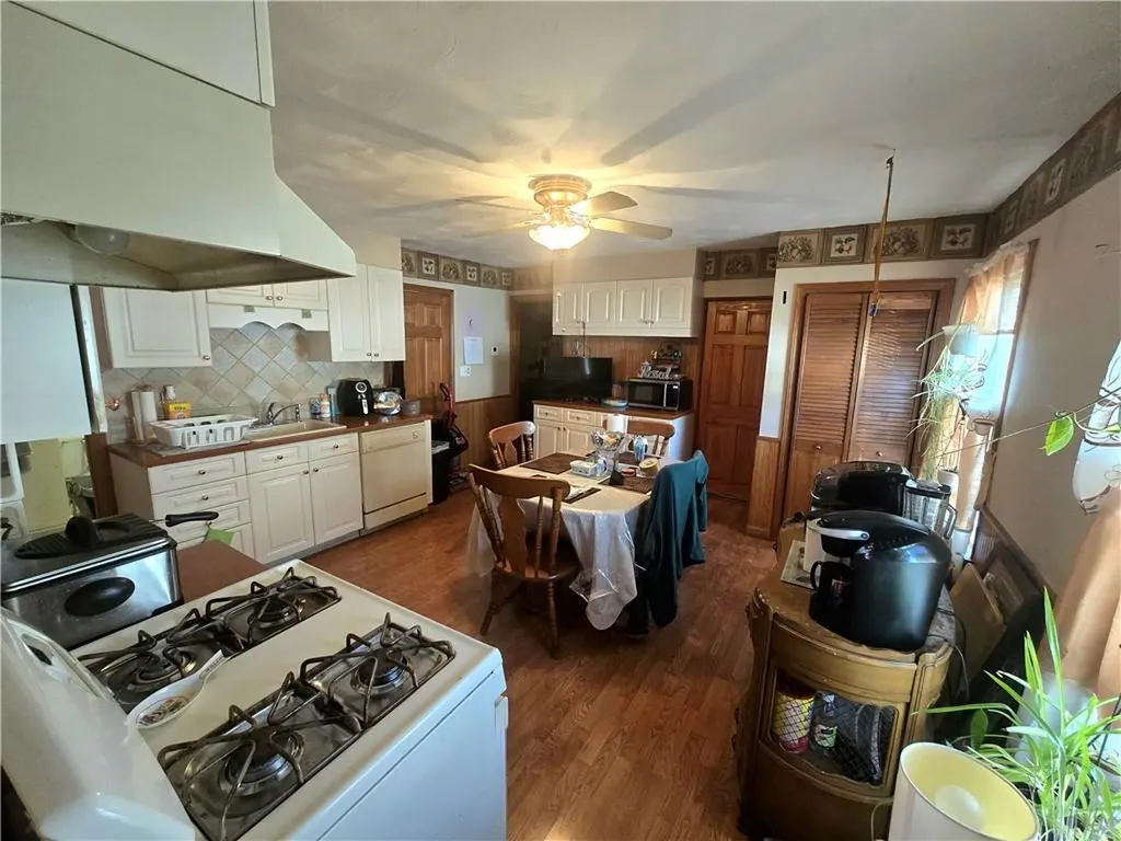 56 Benedict Street Pawtucket RI 02861