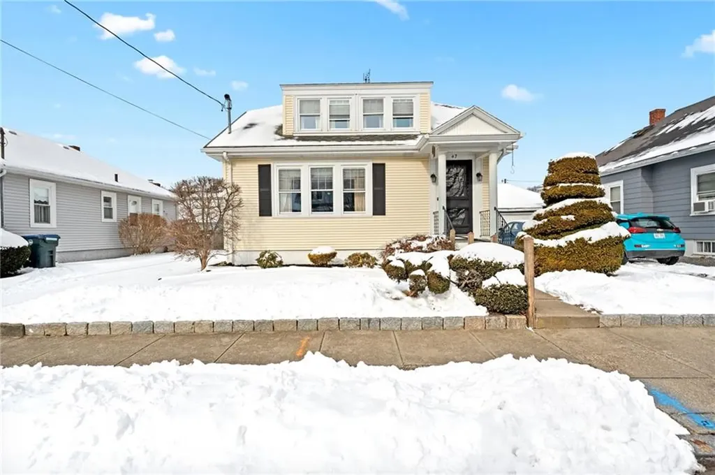 47 Lennon Street Providence RI 02908