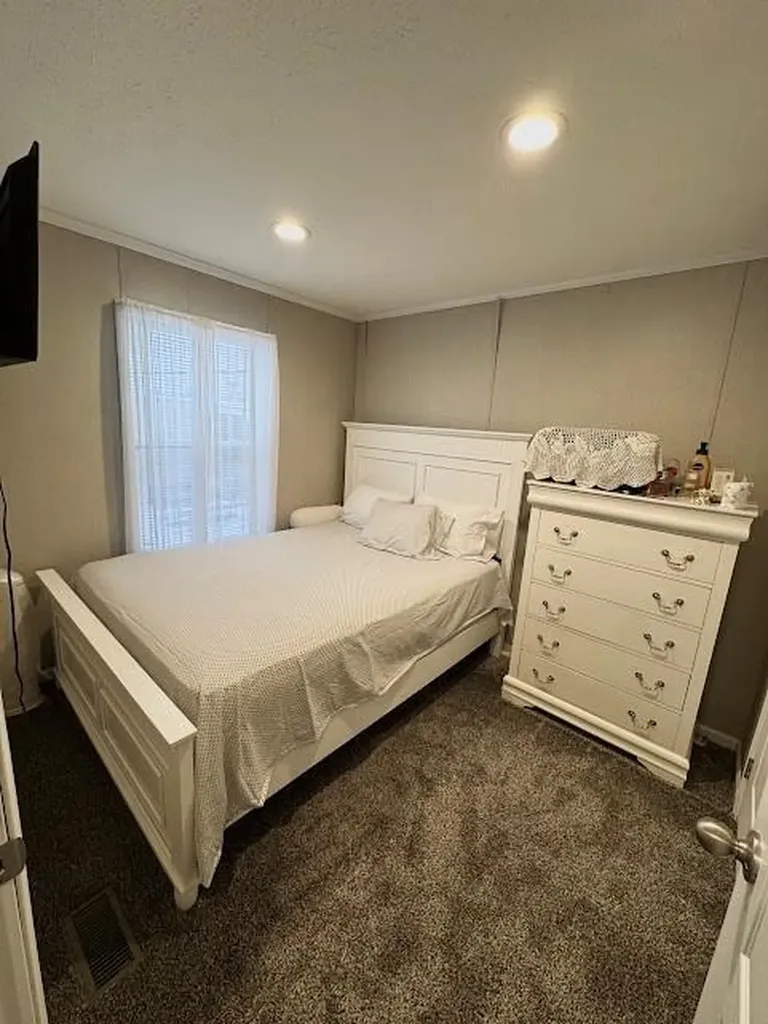 242 Manton Street Pawtucket RI 02861