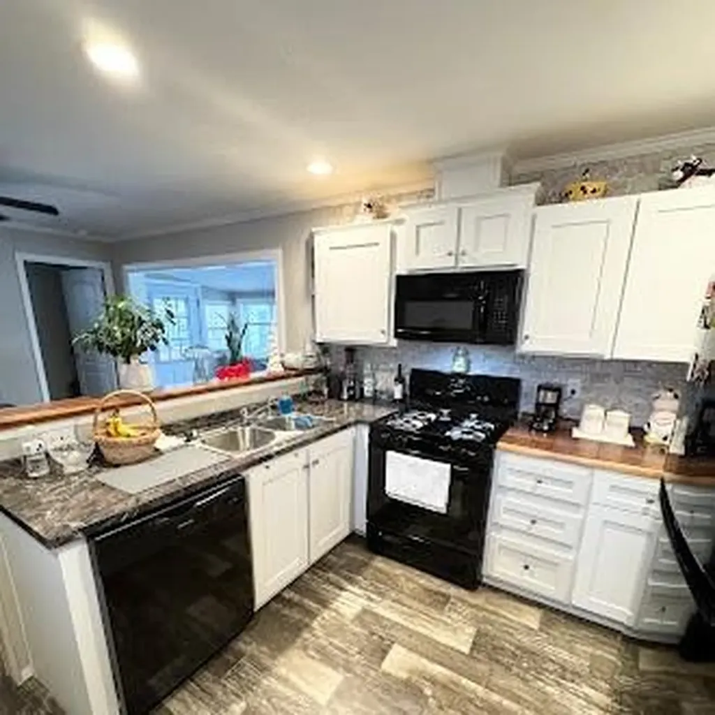 242 Manton Street Pawtucket RI 02861