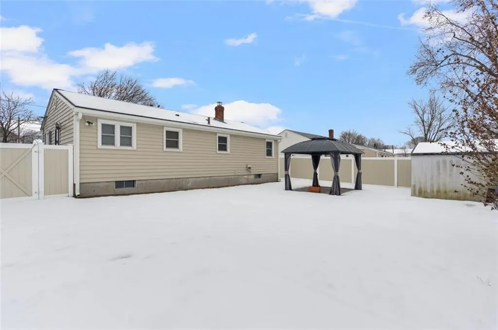 14 Byron Street Cranston RI 02920