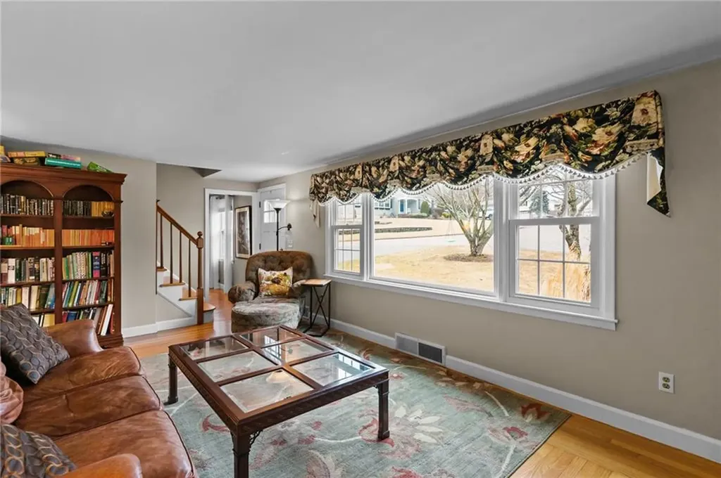 261 Glen Hills Drive Cranston RI 02920