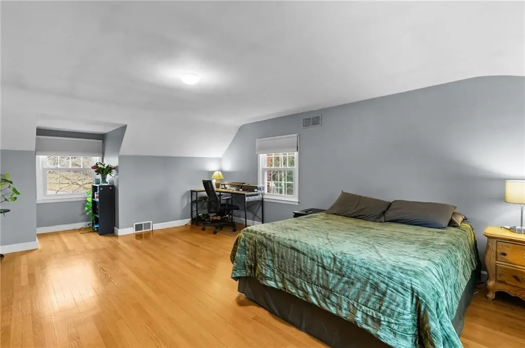 261 Glen Hills Drive Cranston RI 02920