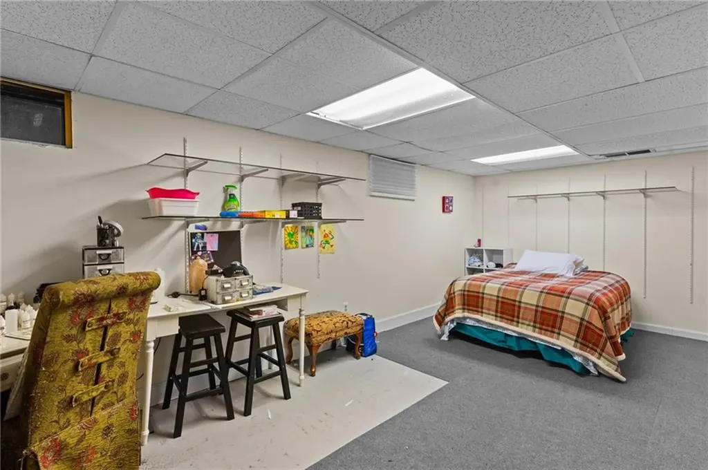 261 Glen Hills Drive Cranston RI 02920