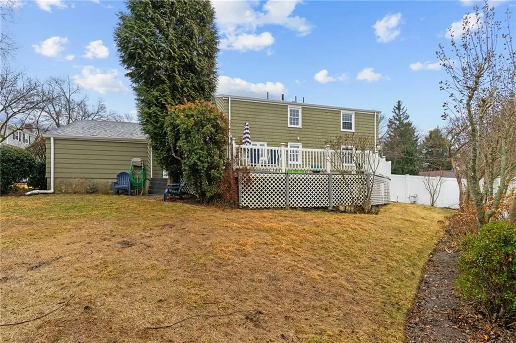 261 Glen Hills Drive Cranston RI 02920