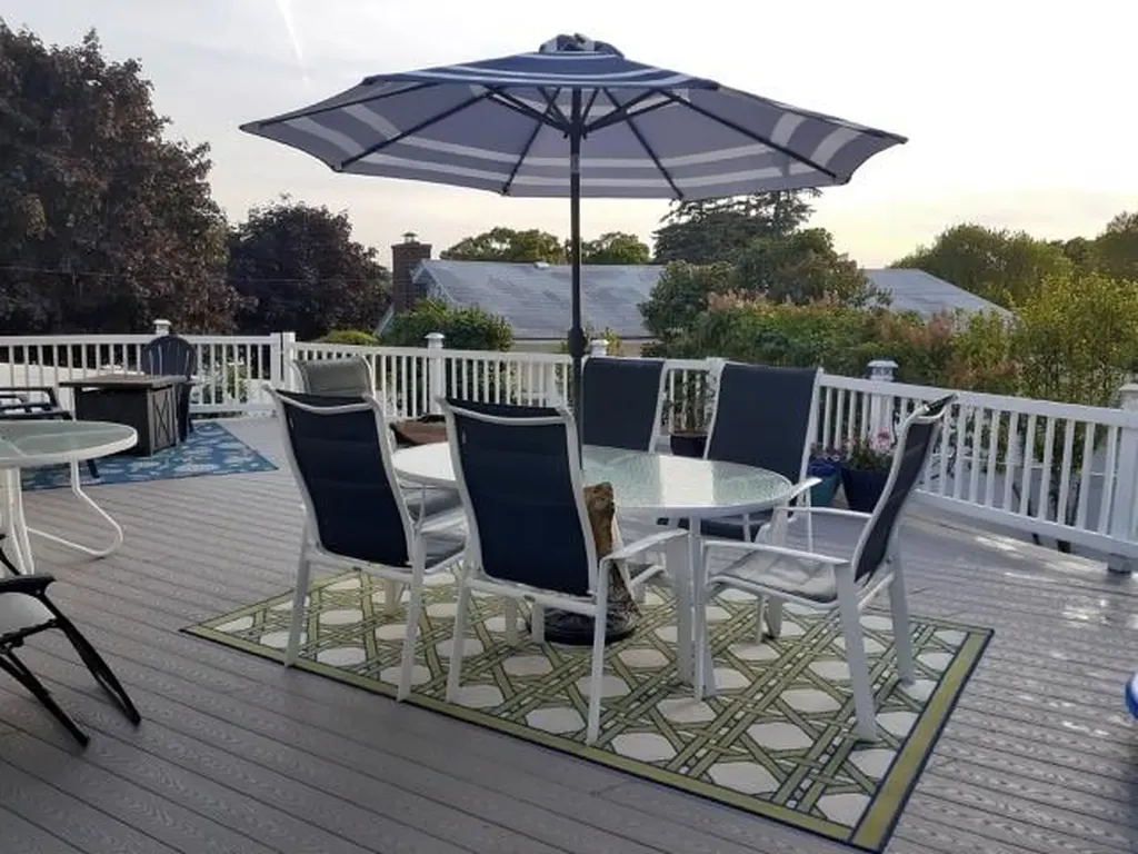 261 Glen Hills Drive Cranston RI 02920