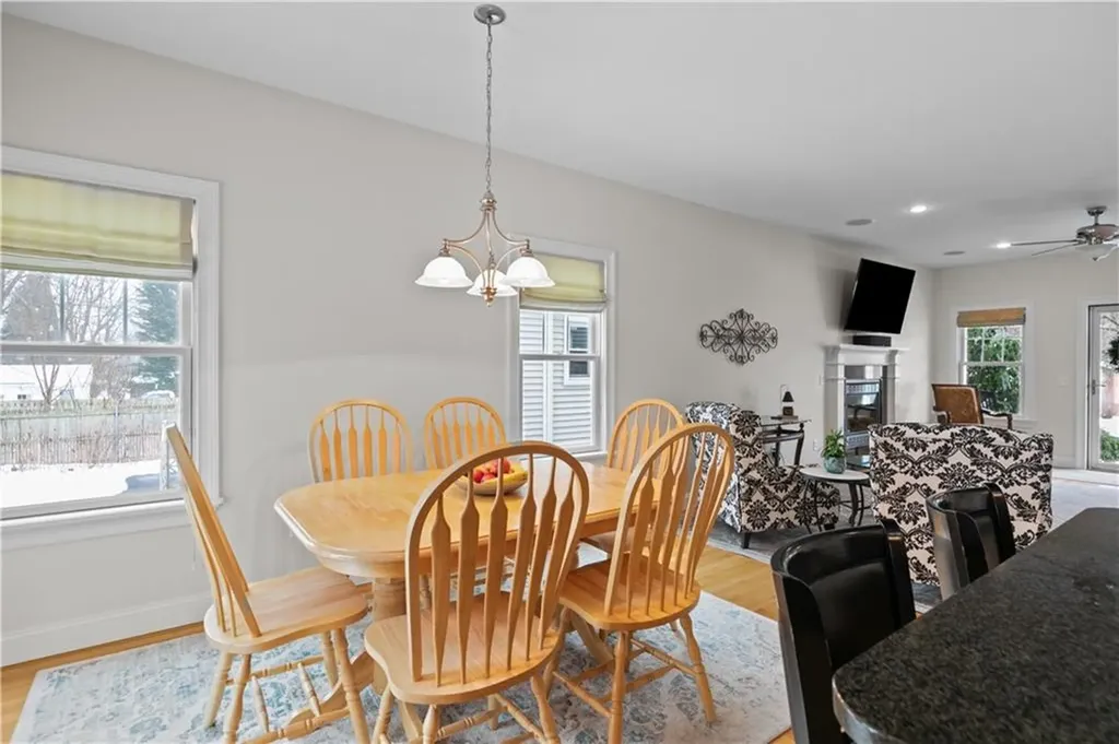 28 Bradford Street Warren RI 02885