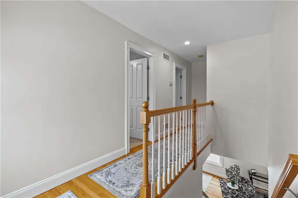 28 Bradford Street Warren RI 02885