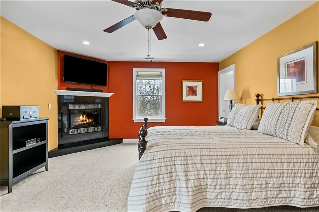 28 Bradford Street Warren RI 02885