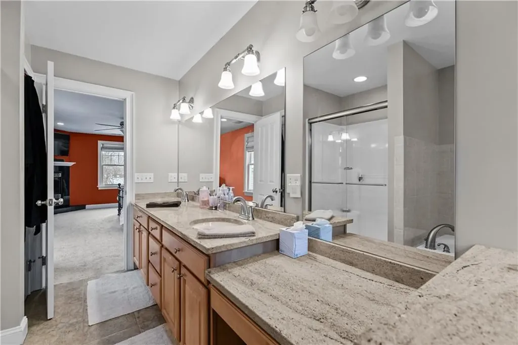 28 Bradford Street Warren RI 02885