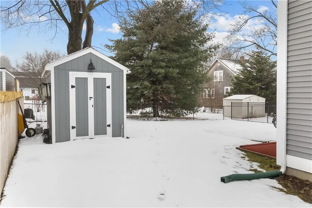 28 Bradford Street Warren RI 02885