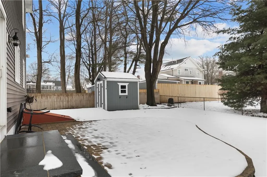 28 Bradford Street Warren RI 02885