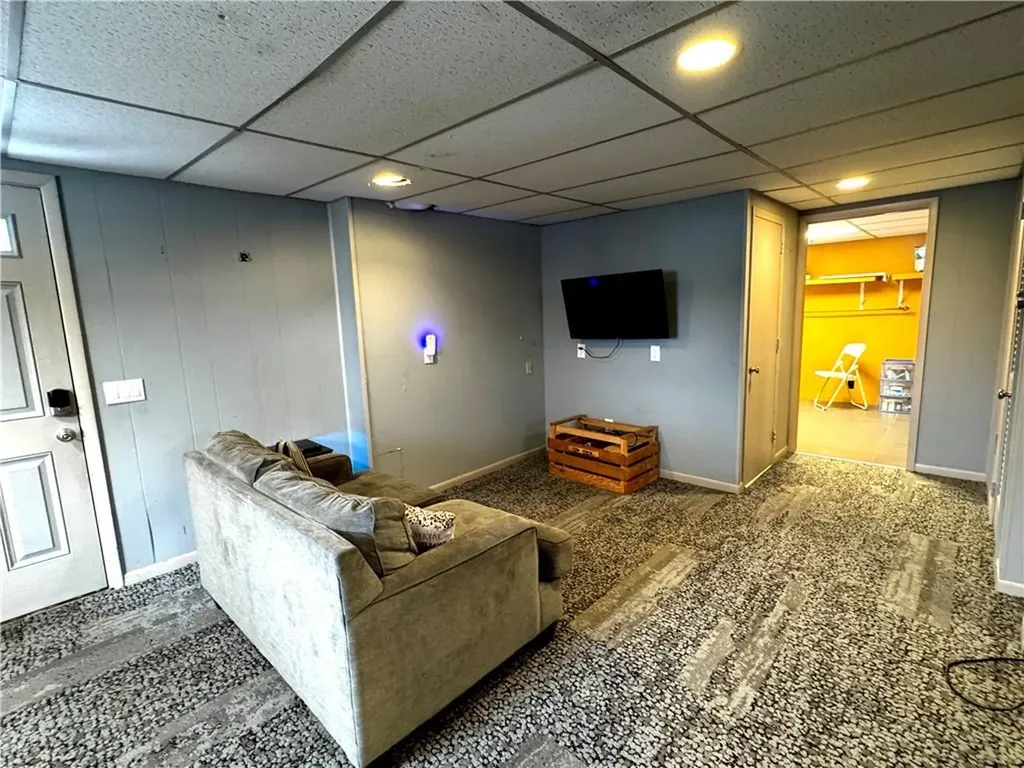 10 Powder Mill Lane Smithfield RI 02828