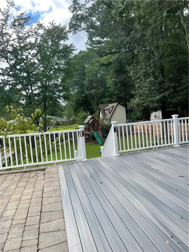 10 Powder Mill Lane Smithfield RI 02828