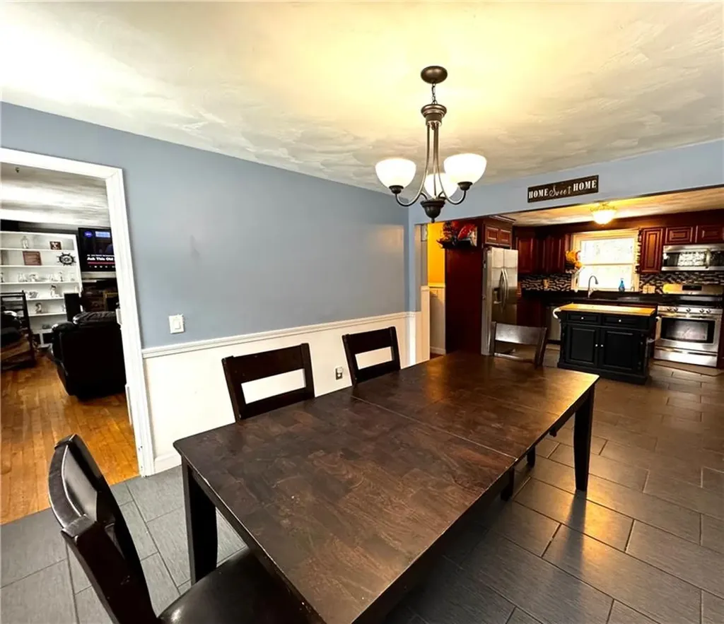 10 Powder Mill Lane Smithfield RI 02828