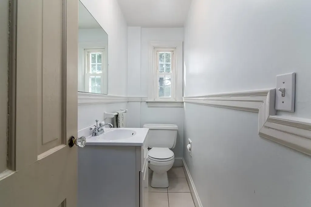 11 Bradford Road Cranston RI 02910