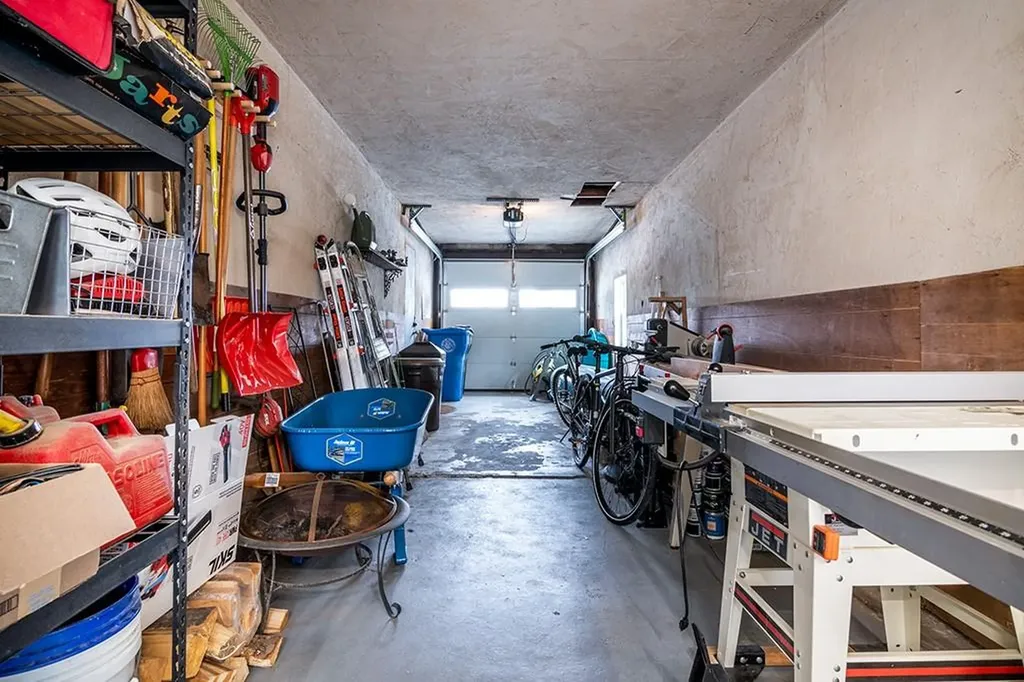 11 Bradford Road Cranston RI 02910