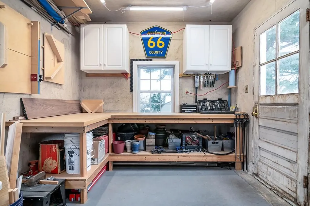 11 Bradford Road Cranston RI 02910