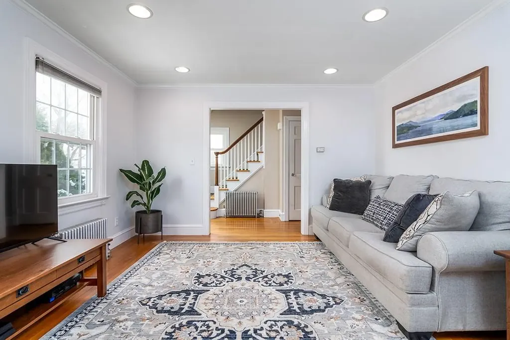 11 Bradford Road Cranston RI 02910