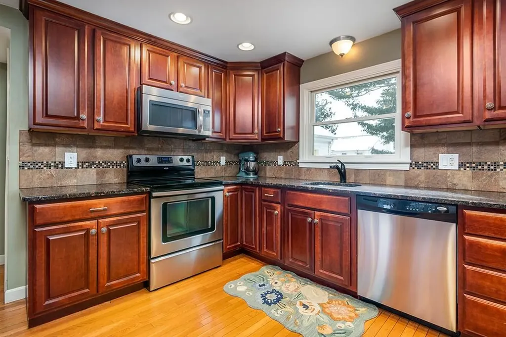 11 Bradford Road Cranston RI 02910