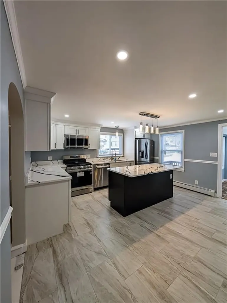 881 Cass Avenue Woonsocket RI 02895