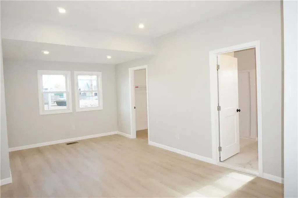631 Pontiac Avenue Cranston RI 02910