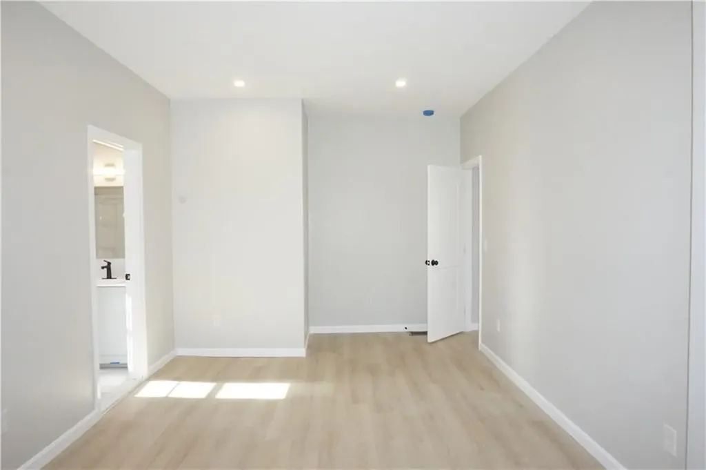 631 Pontiac Avenue Cranston RI 02910