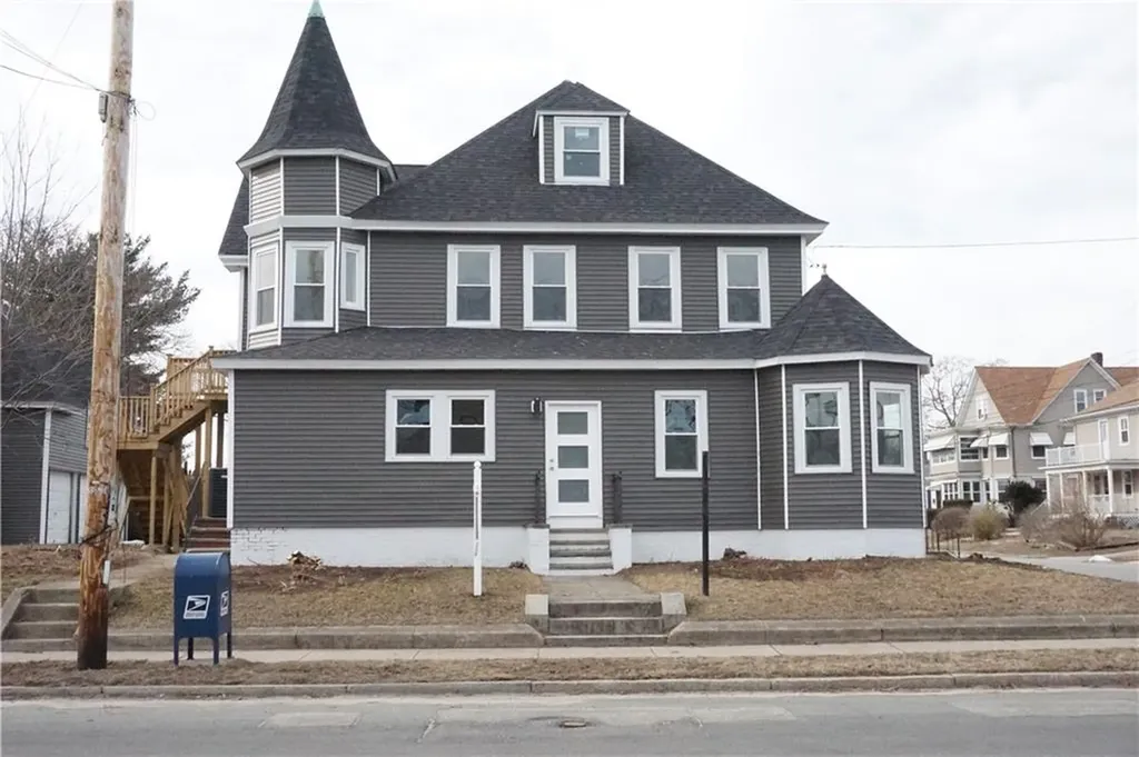 631 Pontiac Avenue Cranston RI 02910