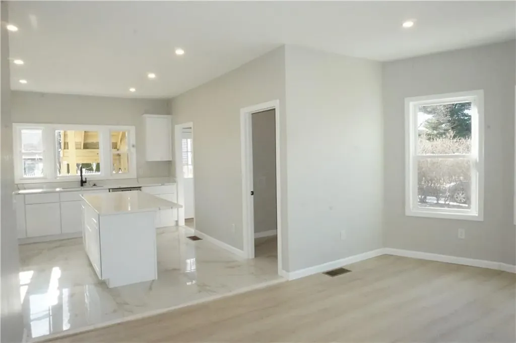 631 Pontiac Avenue Cranston RI 02910