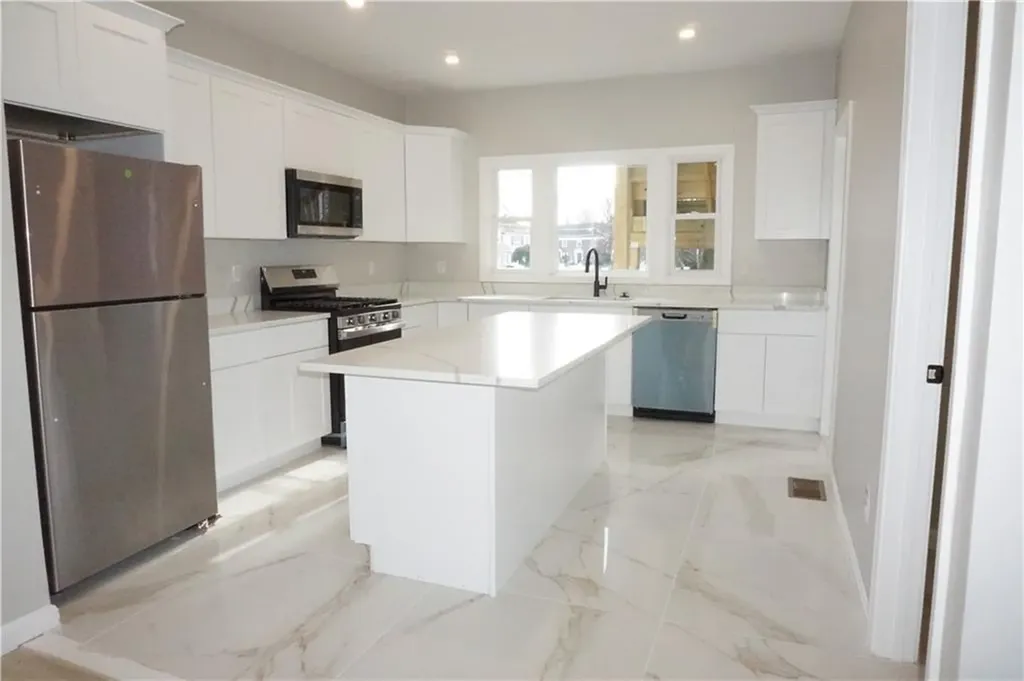 631 Pontiac Avenue Cranston RI 02910