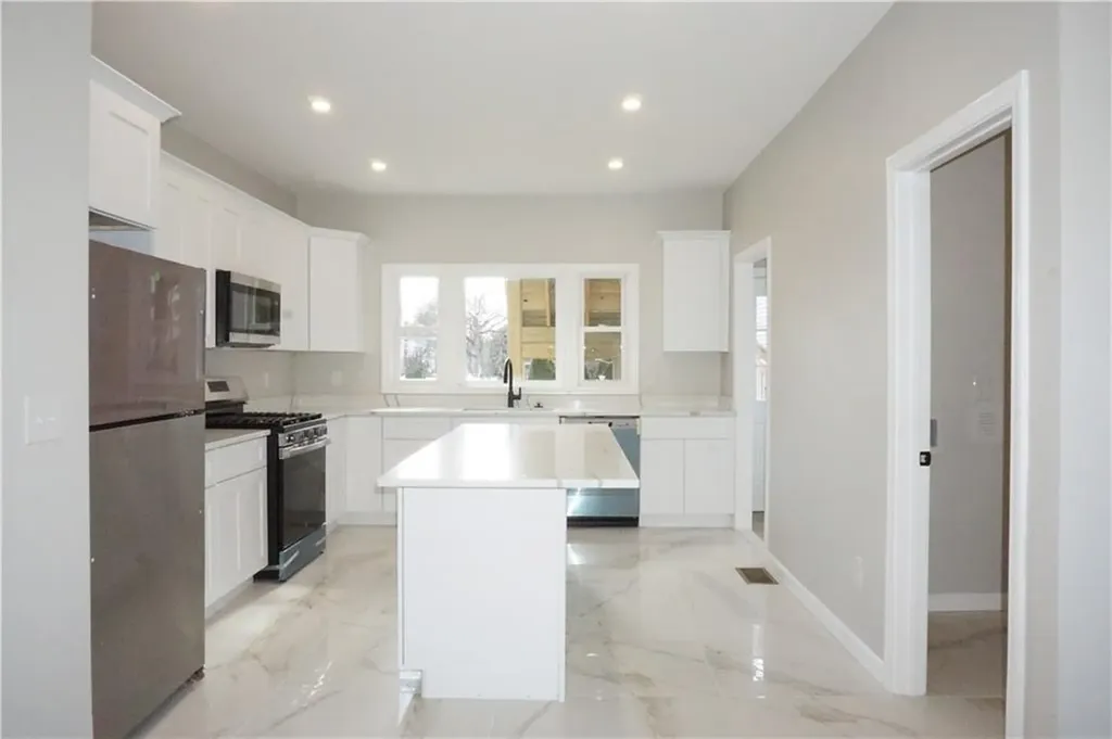 631 Pontiac Avenue Cranston RI 02910