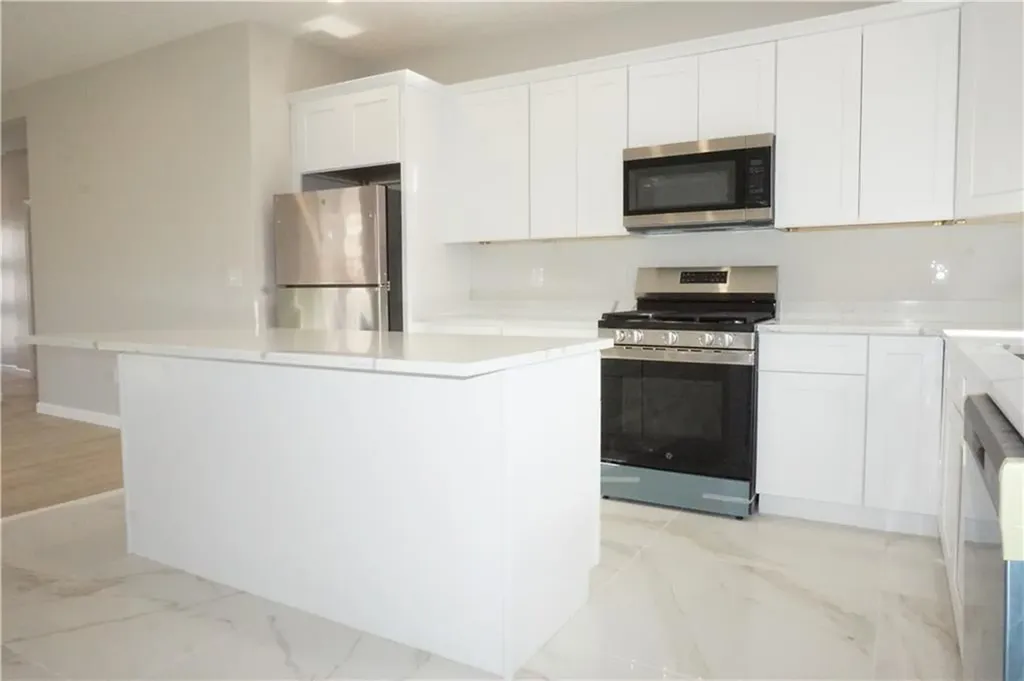 631 Pontiac Avenue Cranston RI 02910