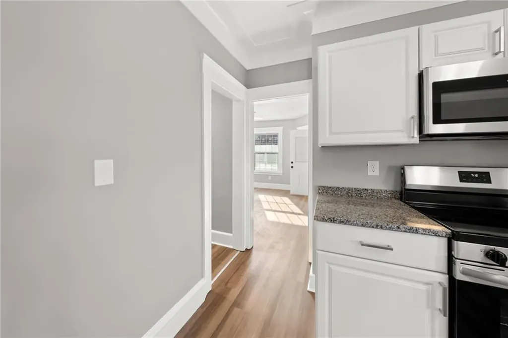18 Aylsworth Avenue Woonsocket RI 02895