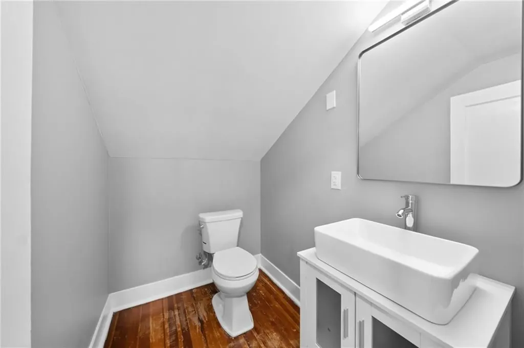 18 Aylsworth Avenue Woonsocket RI 02895