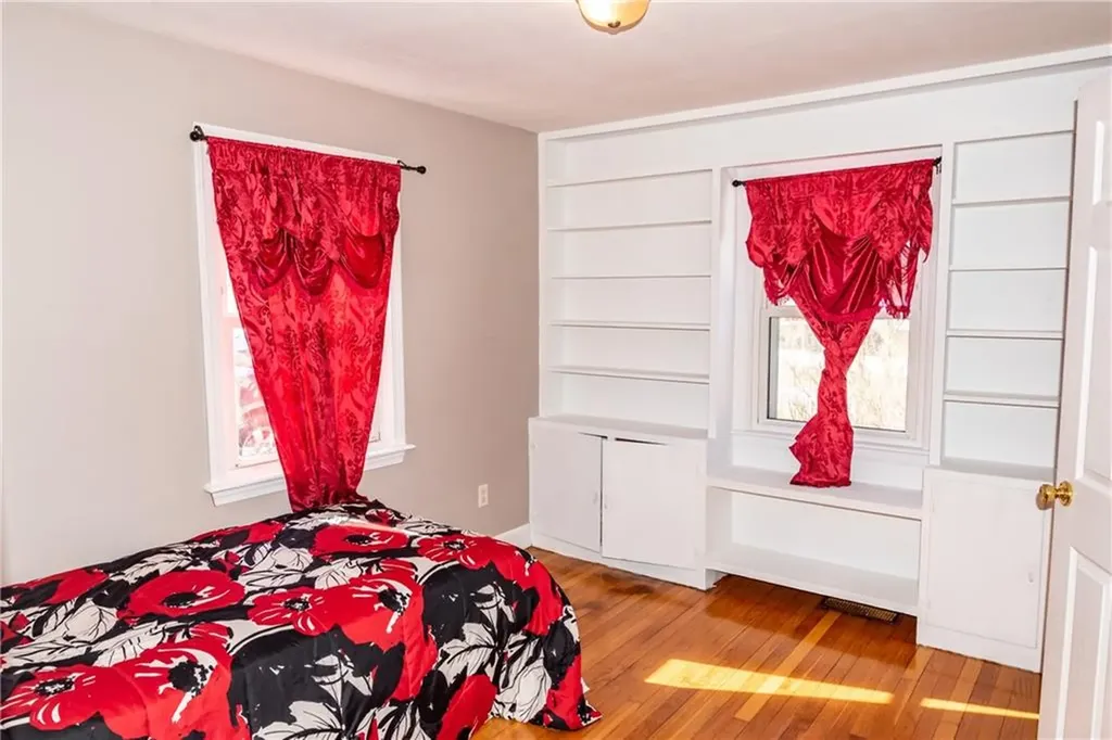 139 Flora Avenue Woonsocket RI 02895