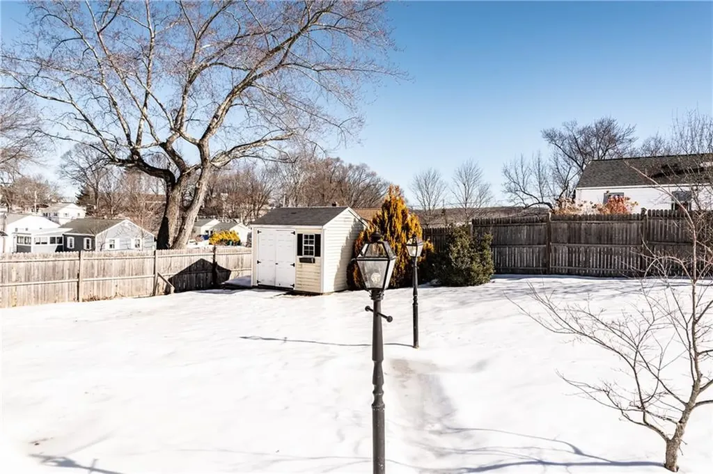 139 Flora Avenue Woonsocket RI 02895